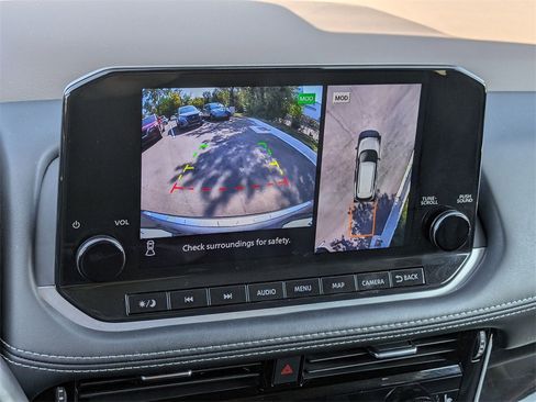 Certified 2022 Nissan Rogue SL w/ SL Premium Package image 28