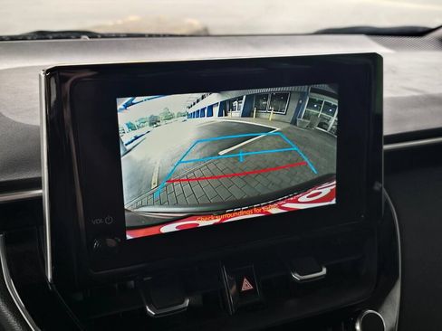 Used 2024 Toyota Corolla XSE FWD image 32