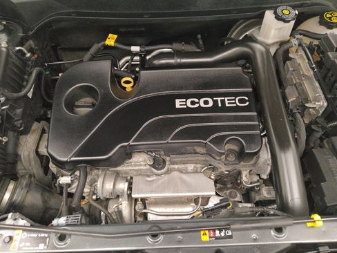 Used 2020 GMC Terrain SLE w/ Driver Convenience Package image 30