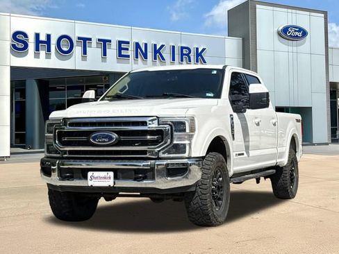 Used 2022 Ford F350 Lariat w/ Tremor Off-Road Package AWD/4WD image 3