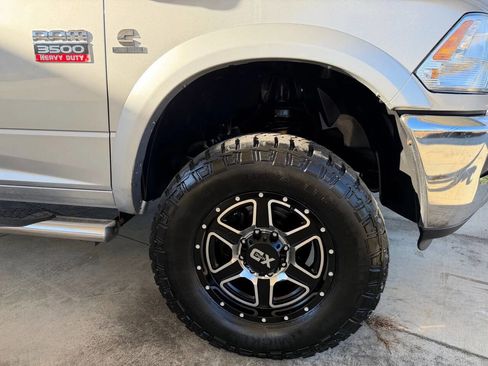 Used 2011 RAM 3500 Laramie w/ Cold Weather Group image 9