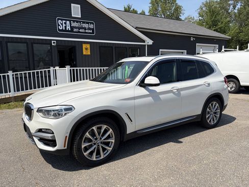 Used 2018 BMW X3 xDrive30i w/ Executive Package AWD/4WD image 2