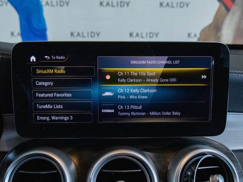 Used 2020 Mercedes-Benz GLC 300 4MATIC Coupe image 8