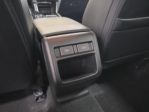 Used 2022 Honda Accord Sport image 35