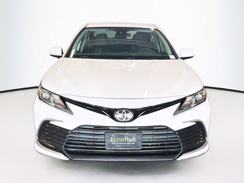 Used 2021 Toyota Camry LE FWD image 2