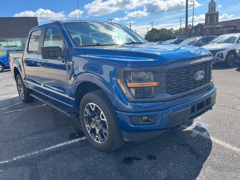 Used 2024 Ford F150 STX AWD/4WD image 3