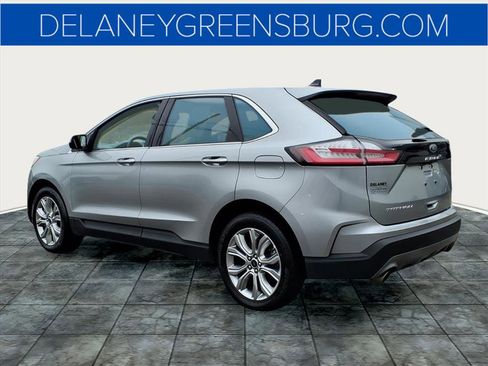 Used 2024 Ford Edge Titanium image 5