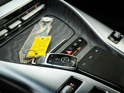 Used 2022 Mercedes-Benz AMG GT 43 image 87