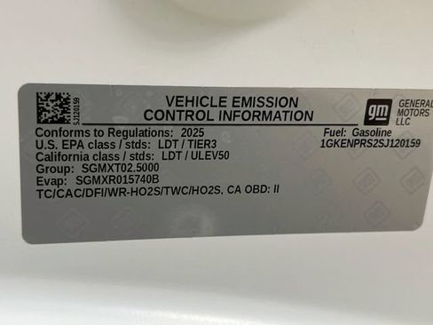 Used 2025 GMC Acadia AT4 w/ Luxury Package AWD/4WD image 40