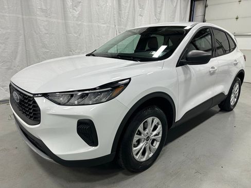 Used 2025 Ford Escape Active image 3