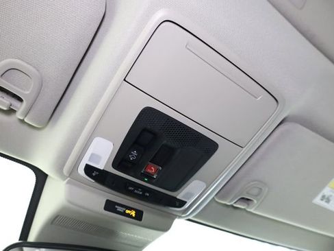 Used 2025 Honda Accord SE image 21