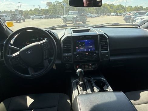 Used 2019 Ford F150 XLT w/ Equipment Group 302A Luxury AWD/4WD image 7