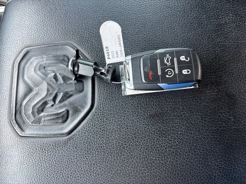 Used 2023 RAM 2500 Laramie AWD/4WD image 46