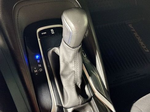 Used 2020 Toyota Corolla SE image 17