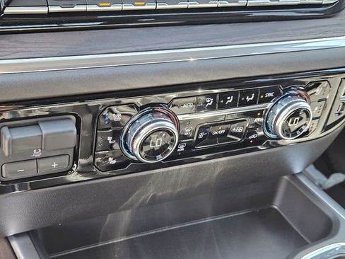 New 2024 GMC Sierra 1500 SLT w/ SLT Premium Plus Package image 27