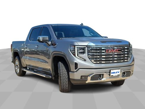 Used 2024 GMC Sierra 1500 Denali w/ Technology Package AWD/4WD image 2