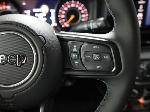 New 2026 Jeep Gladiator Sport AWD/4WD image 24