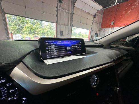 Used 2019 Lexus RX 350L AWD image 17
