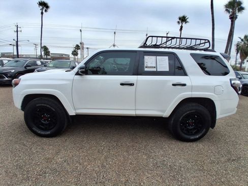 Used 2021 Toyota 4Runner Venture image 4