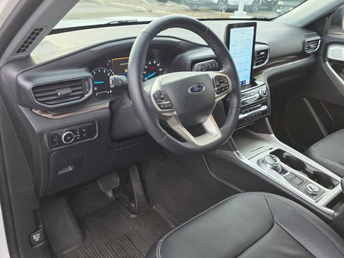 Used 2023 Ford Explorer Limited w/ Limited Technology Package image 33