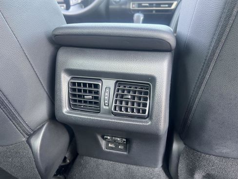Used 2025 Toyota Camry SE FWD image 15