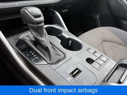 Used 2023 Toyota Highlander L FWD image 24