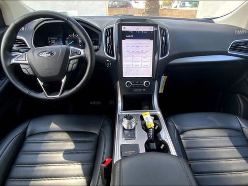 New 2023 Ford Edge SEL w/ Convenience Package image 5