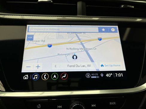 Certified 2022 Buick Encore GX Essence w/ Advanced Technology Package image 5