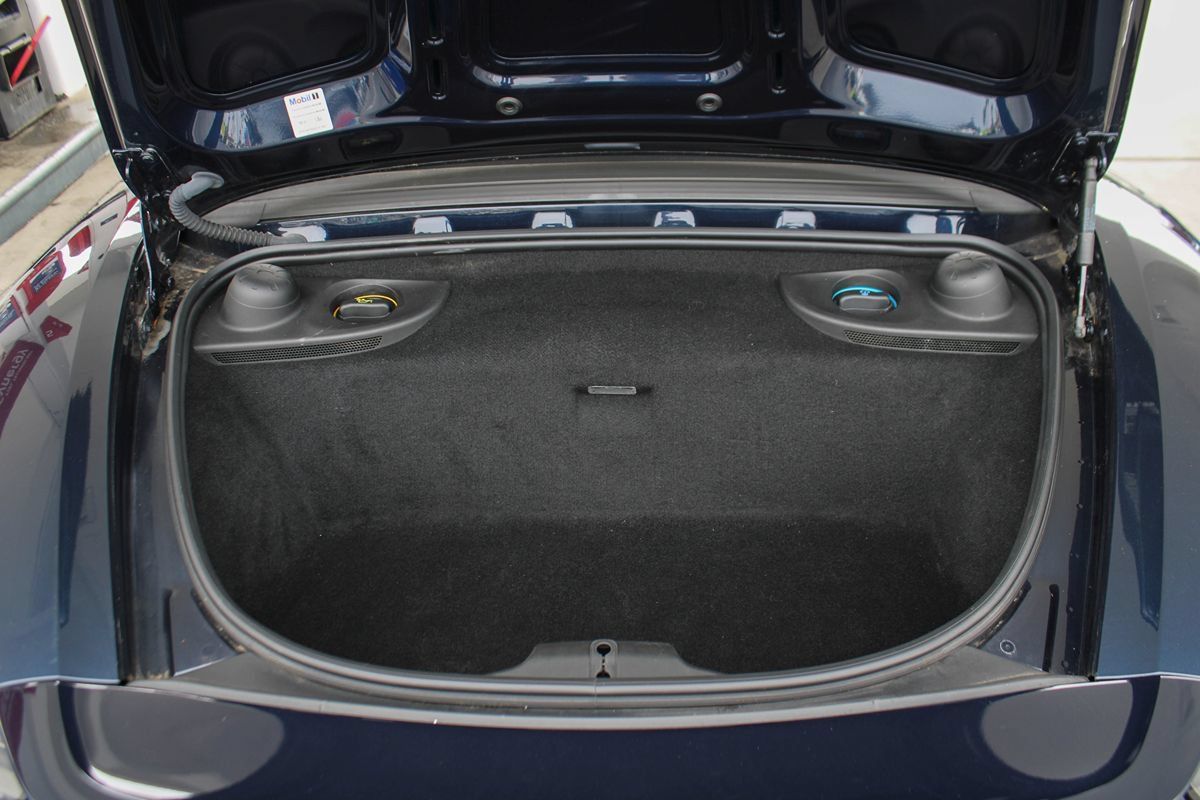 Used 2018 Porsche 718 Boxster S RWD image 35