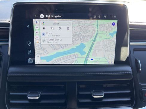 Used 2023 Chevrolet Suburban Z71 image 31