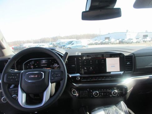 New 2026 GMC Sierra 2500 SLT w/ SLT Premium Package image 15