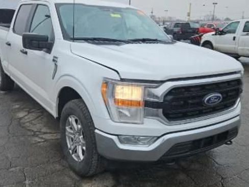 Used 2022 Ford F150 XLT image 3