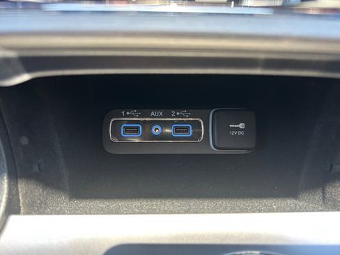 Used 2021 Jeep Grand Cherokee Limited image 43