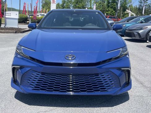 Used 2025 Toyota Camry XSE image 6
