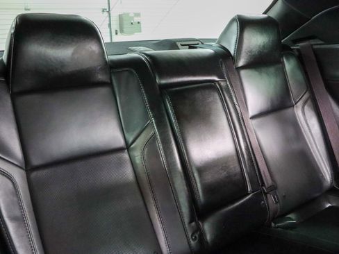 Used 2016 Dodge Challenger SXT Plus image 28