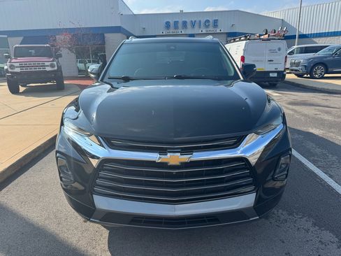 Used 2019 Chevrolet Blazer Premier w/ Sun and Wheels Package FWD image 2