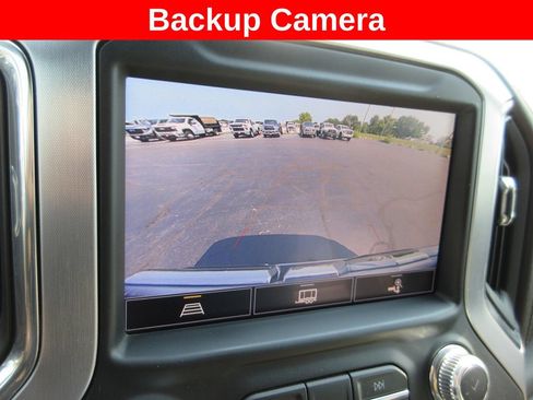 Used 2021 GMC Sierra 1500 SLT w/ SLT Premium Plus Package AWD/4WD image 17