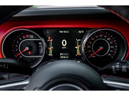 Used 2019 Jeep Wrangler Unlimited Rubicon w/ Dual Top Group image 33