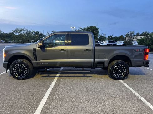 Used 2026 Ford F250 Platinum AWD/4WD image 11