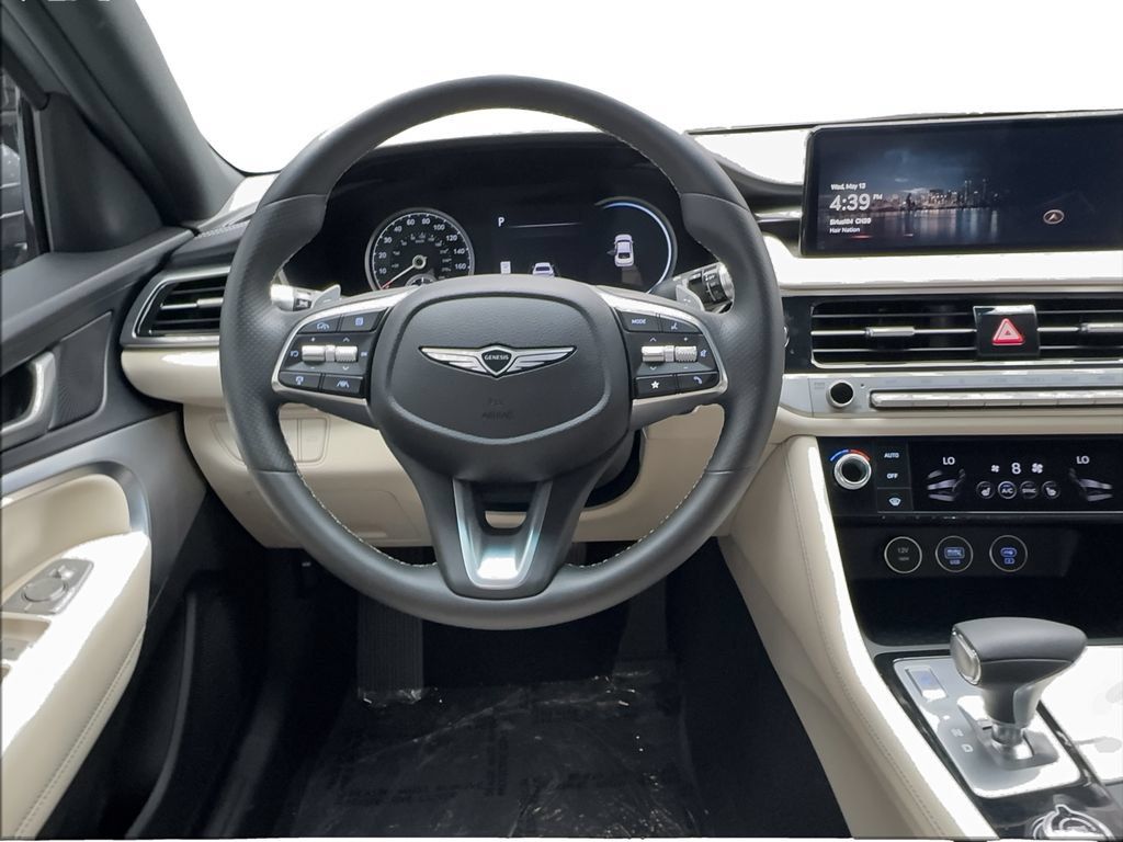 Used 2026 Genesis G70 2.5T RWD image 32