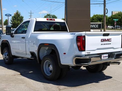 New 2026 GMC Sierra 3500 Pro AWD/4WD image 5