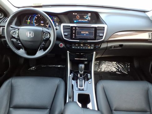 Certified 2017 Honda Accord EX-L image 22