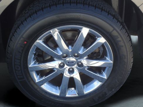 Used 2013 Ford Edge SEL image 10