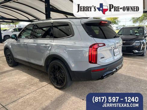 Used 2022 Kia Telluride EX w/ EX Premium Package AWD/4WD image 5