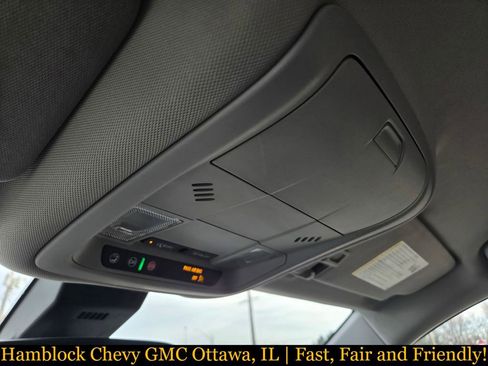 Used 2020 GMC Terrain SLE w/ Driver Convenience Package FWD image 15