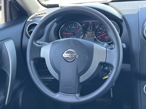 Used 2015 Nissan Rogue S FWD image 8