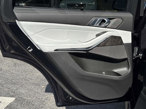 New 2026 BMW X5 xDrive40i w/ M Sport Package image 13