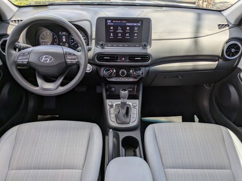 Used 2023 Hyundai Kona SEL FWD image 11