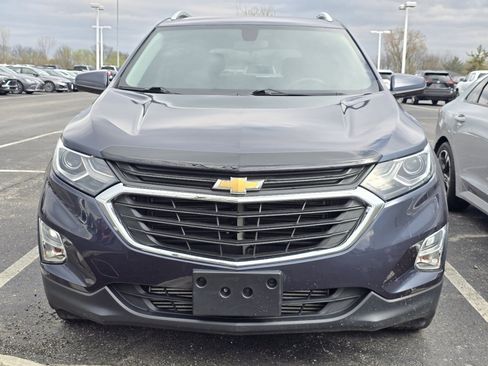 Used 2019 Chevrolet Equinox LT image 2