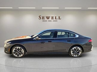 Certified 2026 BMW i5 eDrive40 RWD video 2